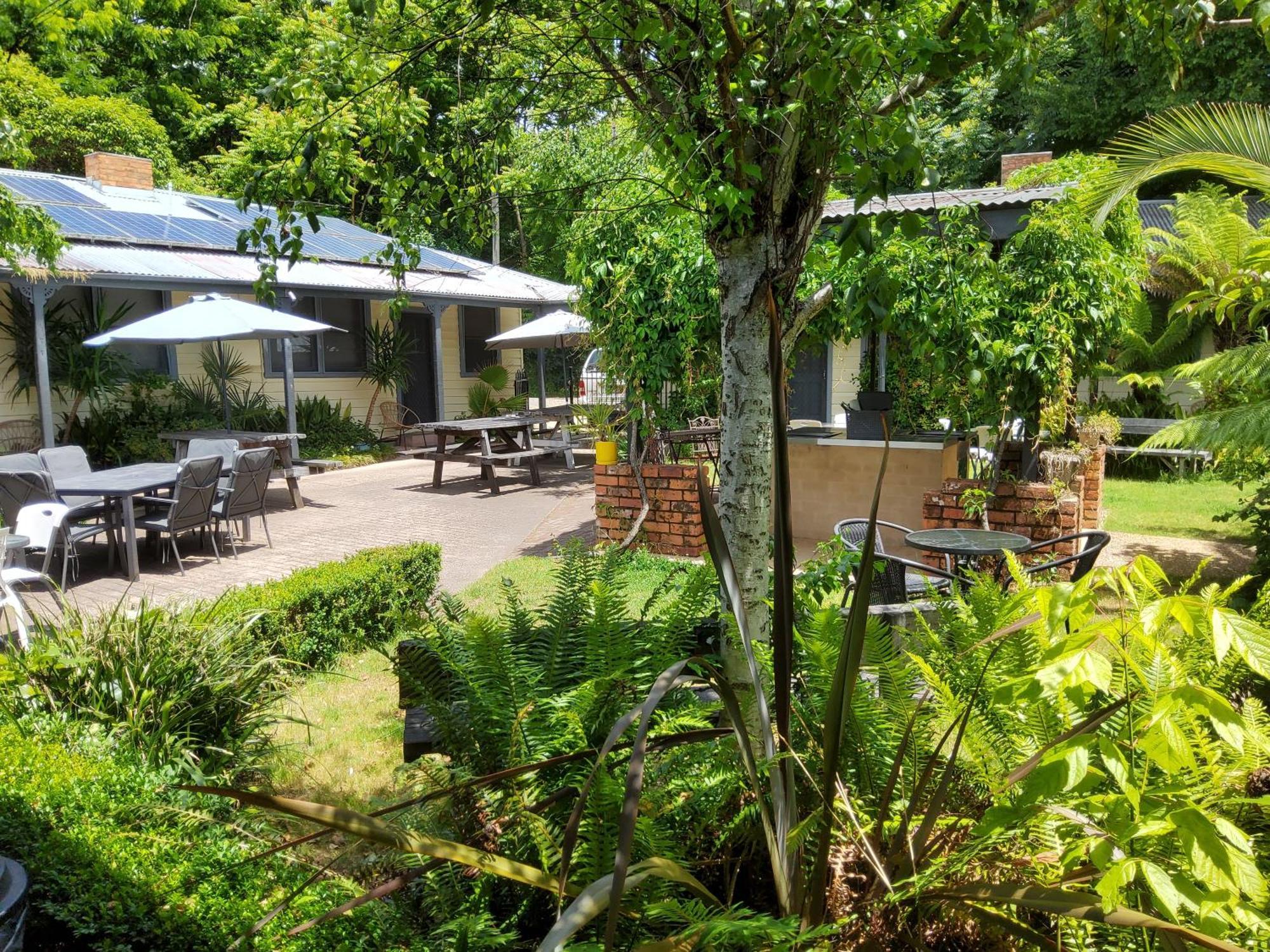 Coach House Inn Bright Eksteriør bilde