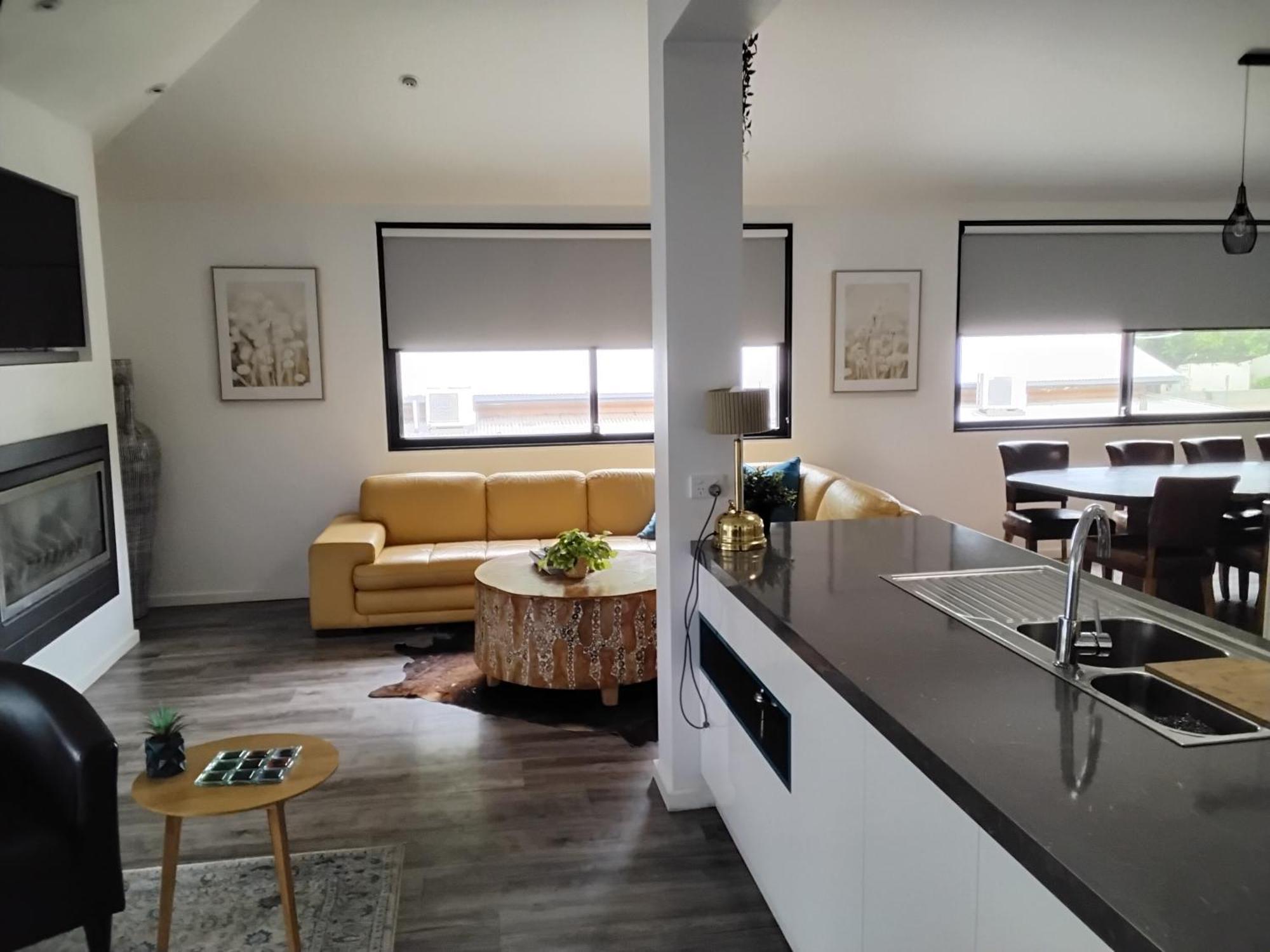 Coach House Inn Bright Rom bilde