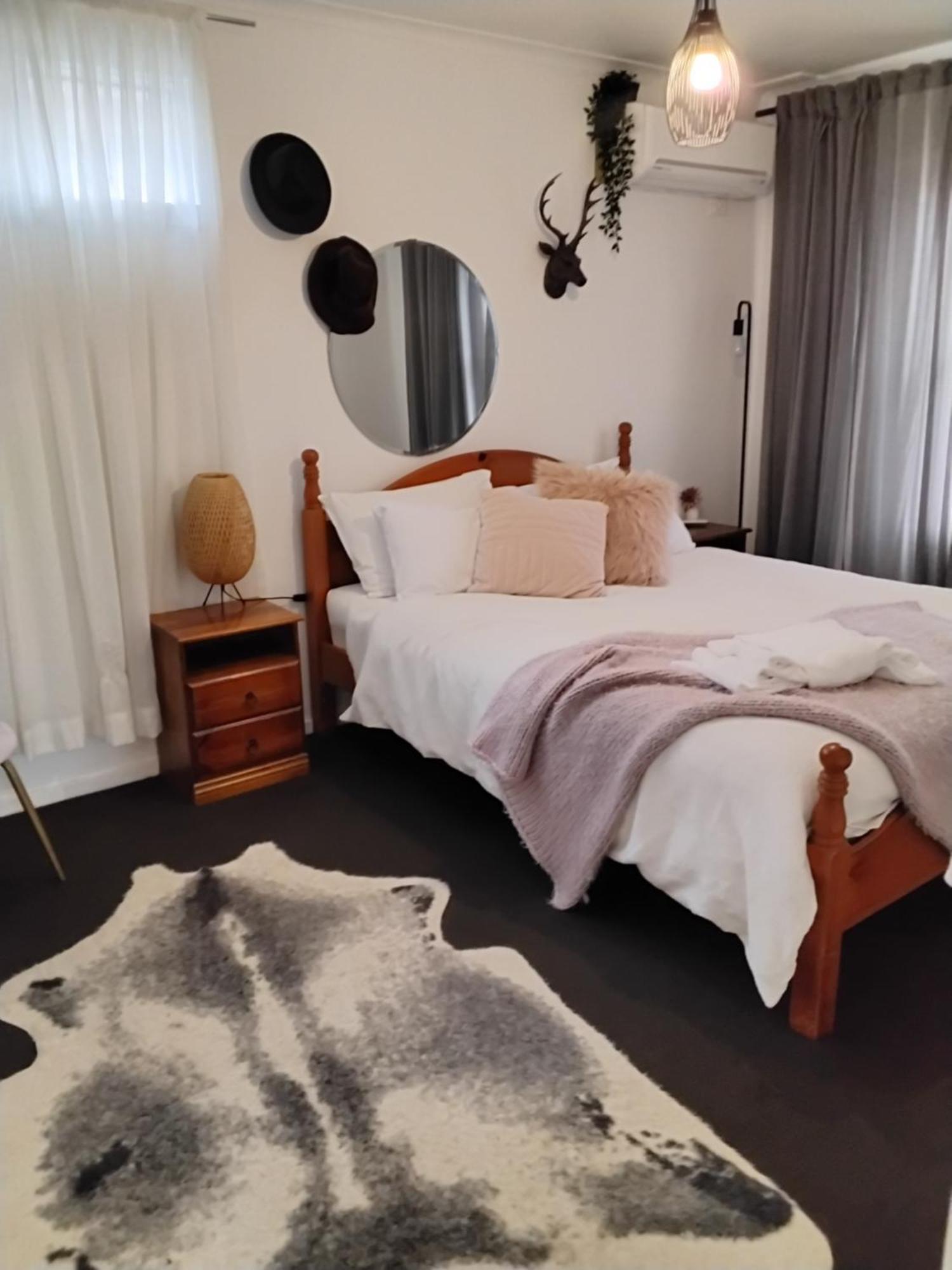 Coach House Inn Bright Rom bilde